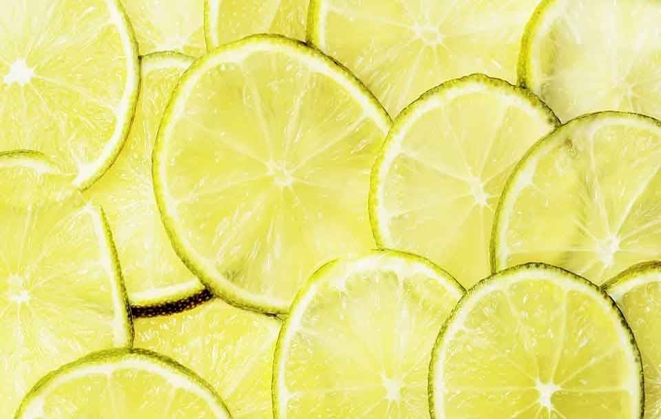 Limonlu su İçmenin faydaları 1