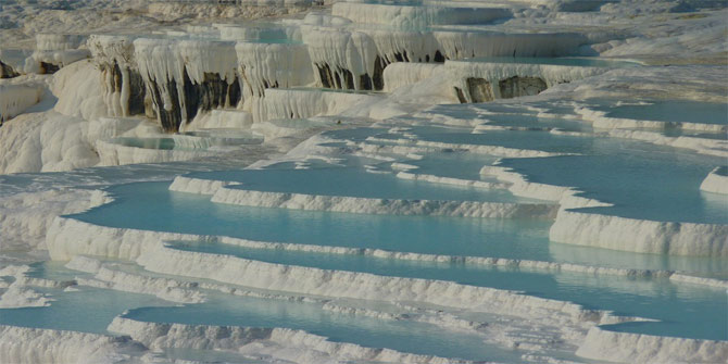 Acaba Pamukkale’deki travertenler nasıl oluşmuştur