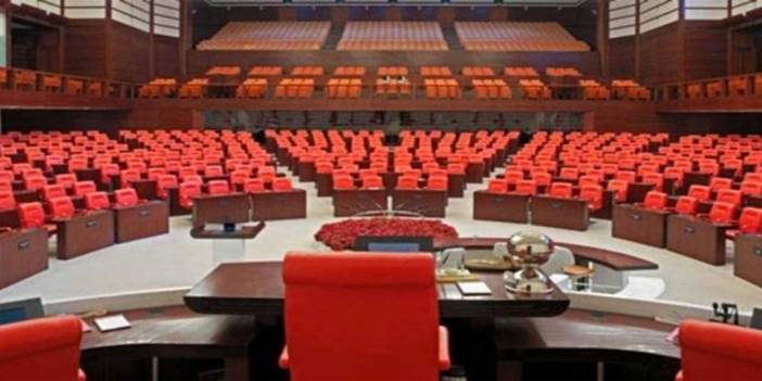 Büyük Millet Meclisinin açılışında kürsüden konuşma yapan bir milletvekili olduğunuzu varsayarak duygu ve düşünceleriniz